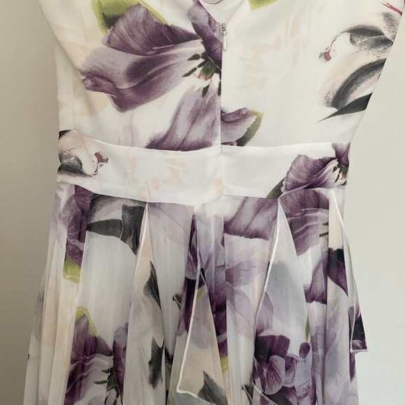 LE CHÂTEAU- Purple and White Midi Dress - XXS - Picture 9 of 14